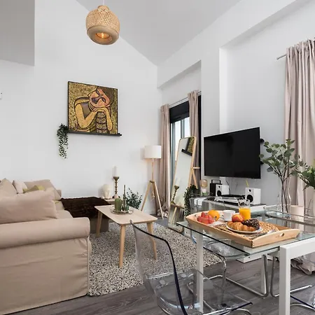 Duplex Buddha Centro Apartment